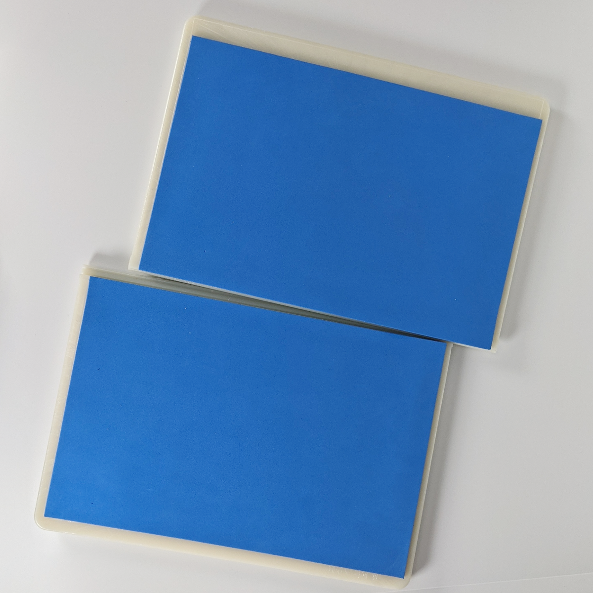 Zett re-breakable board in blue, assembled