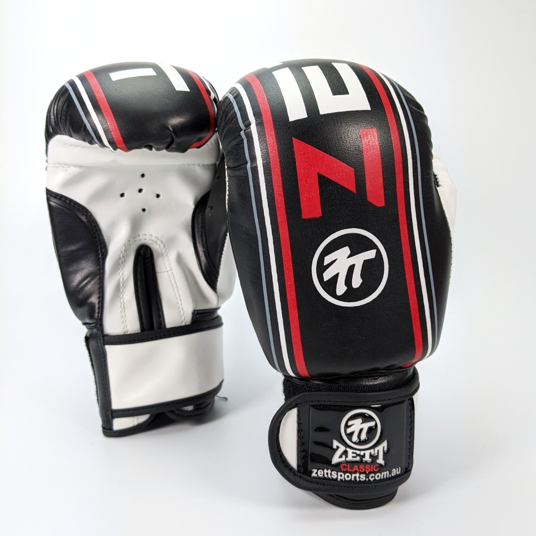 Zett Junior Classic V2 kids boxing gloves in black