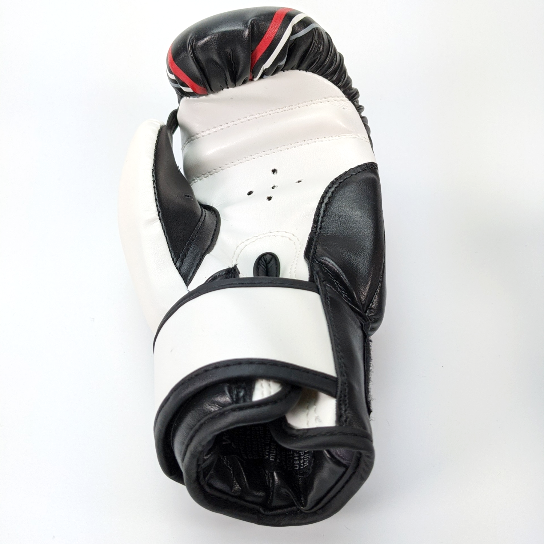 Zett Junior Classic V2 kids boxing gloves, side view