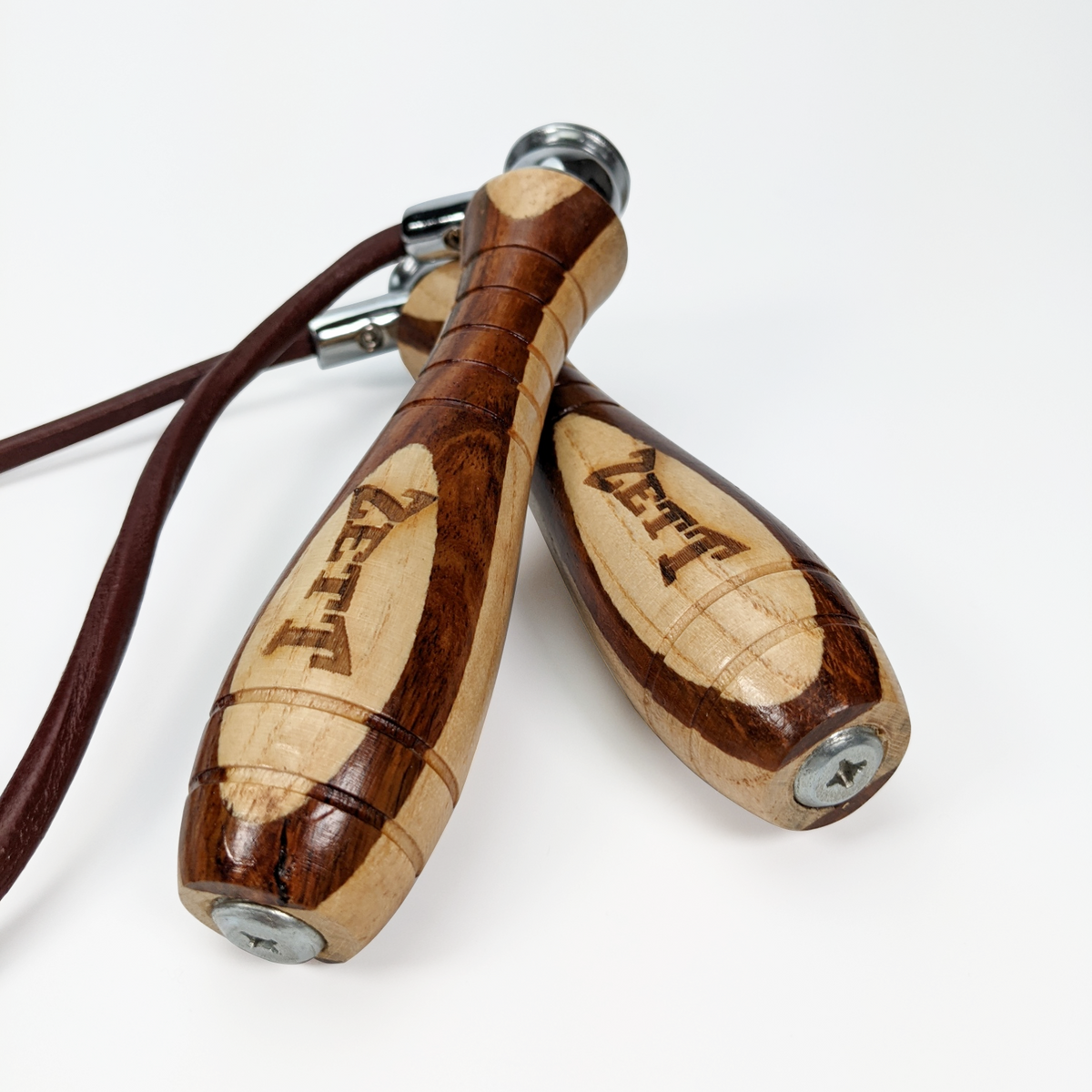 Zett wooden handle leather skipping rope