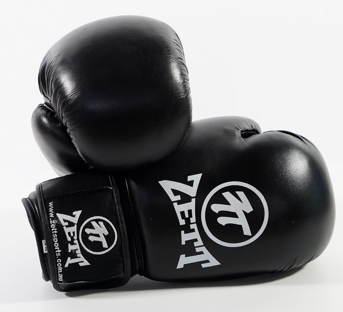Zett K.O leather boxing gloves, pair detail